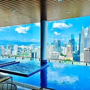 The Luxe Infinitum Klcc Apartment